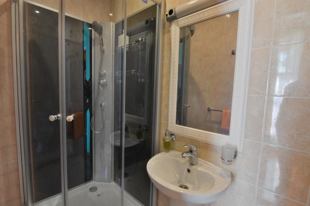 Salsa Hotel Ventspils Oda fotoğraf